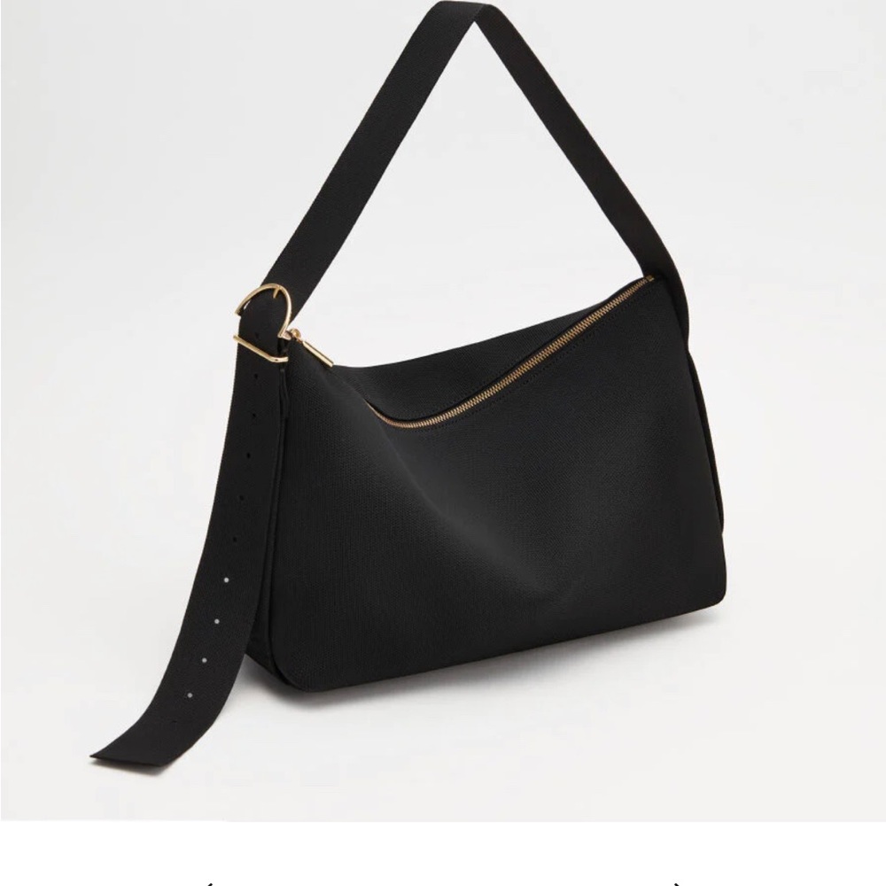 Cuyana Sling Bag in Black